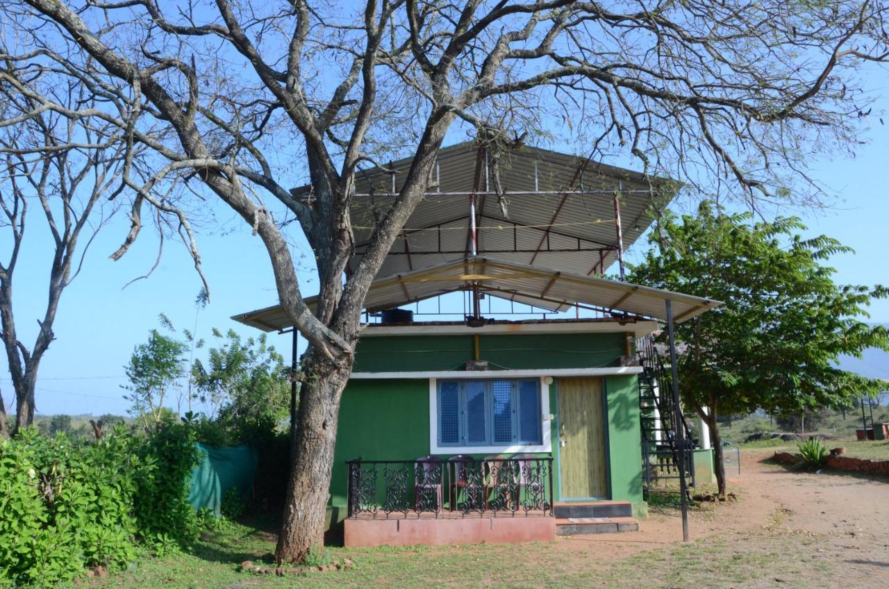 Aarraams Farms & Resorts 마시나구디 외부 사진